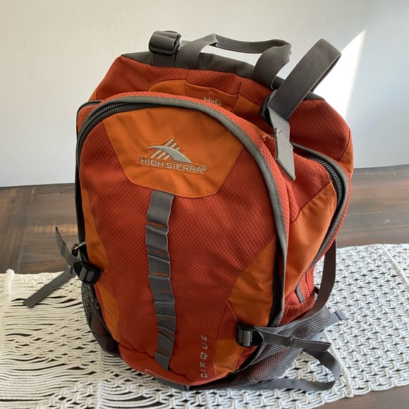 High Sierra Cirque 3 Hiking Backpack 